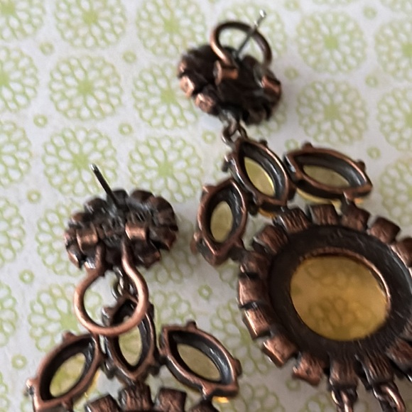 Pierced chandelier earrings post samber colored with crystal framed - Picture 13 of 15